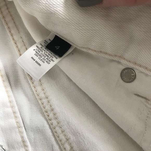 ▪️Distressed Booty Shorts▪️ - Picture 5 of 6